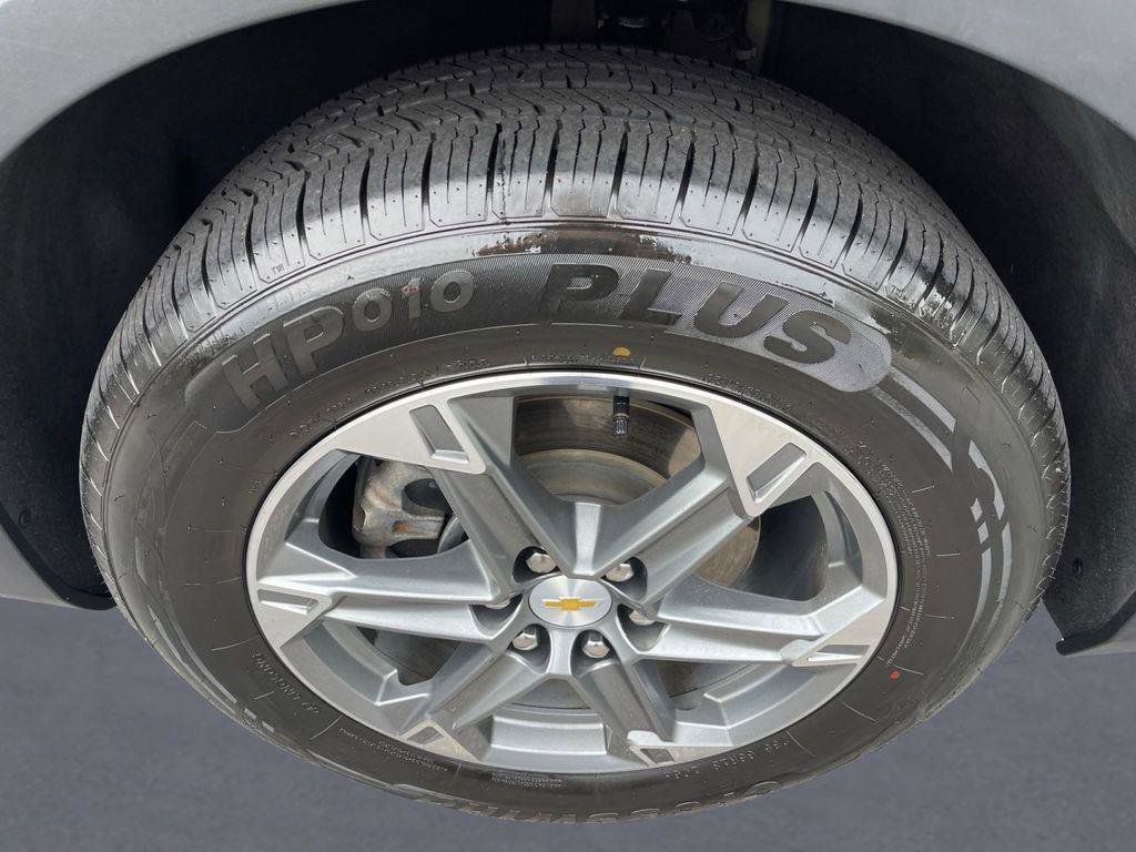 Used 2023 Chevrolet Blazer LT image 9