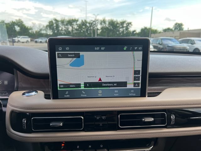 Certified 2024 Lincoln Aviator Reserve w/ Equipment Group 201A AWD/4WD image 24