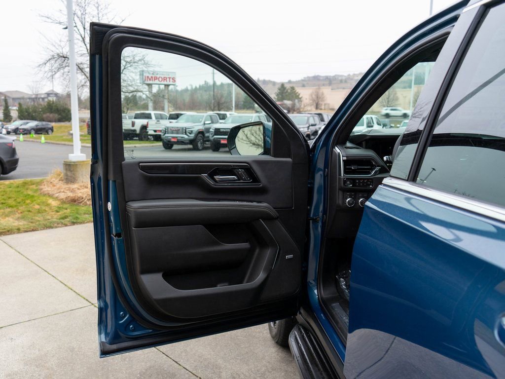 New 2026 GMC Yukon XL Elevation w/ Elevation Premium Package image 20