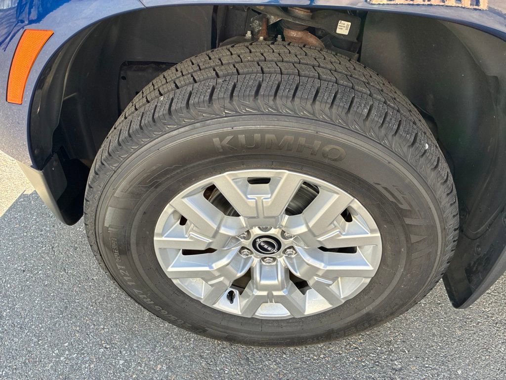 Certified 2023 Nissan Frontier SV w/ SV Convenience Package AWD/4WD image 25