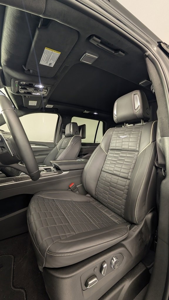Certified 2025 Cadillac Escalade V image 6