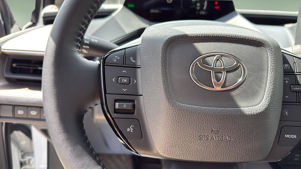 Used 2023 Toyota Prius XLE image 21