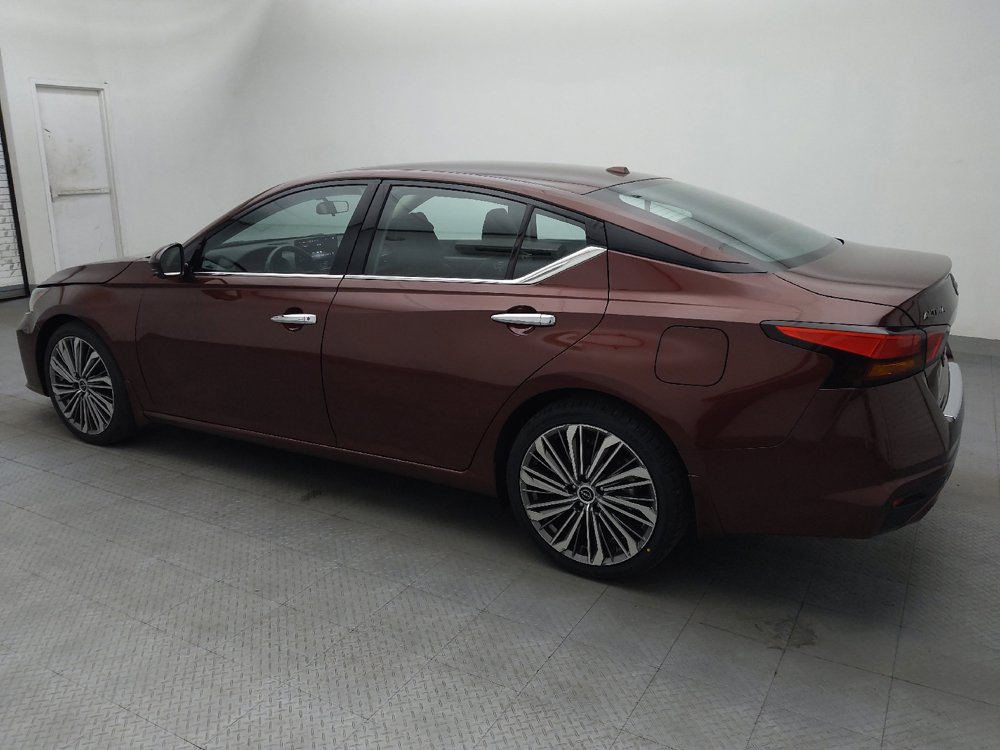 Used 2023 Nissan Altima 2.5 SL FWD image 3