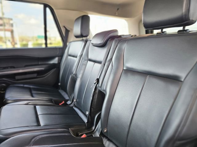 Used 2024 Ford Expedition XLT image 27