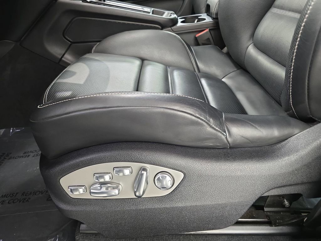 Certified 2023 Porsche Macan GTS AWD/4WD image 23