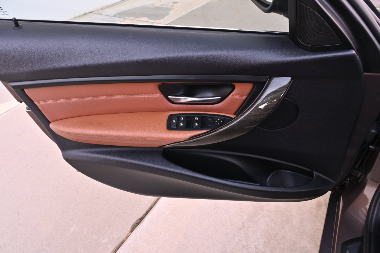 Used 2015 BMW 328i xDrive Wagon image 32