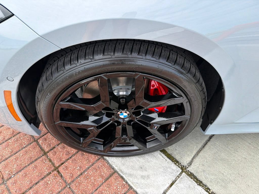New 2026 BMW 330i Sedan w/ M Sport Package RWD image 9