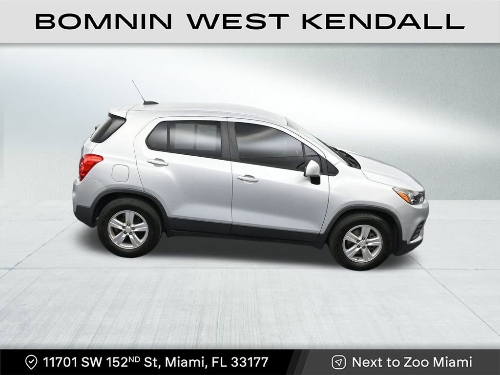 Used 2020 Chevrolet Trax LS image 18
