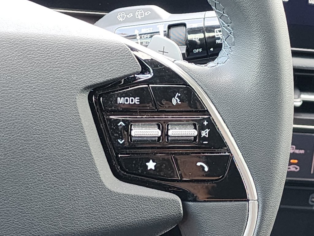 Certified 2023 Kia Niro EX FWD image 28