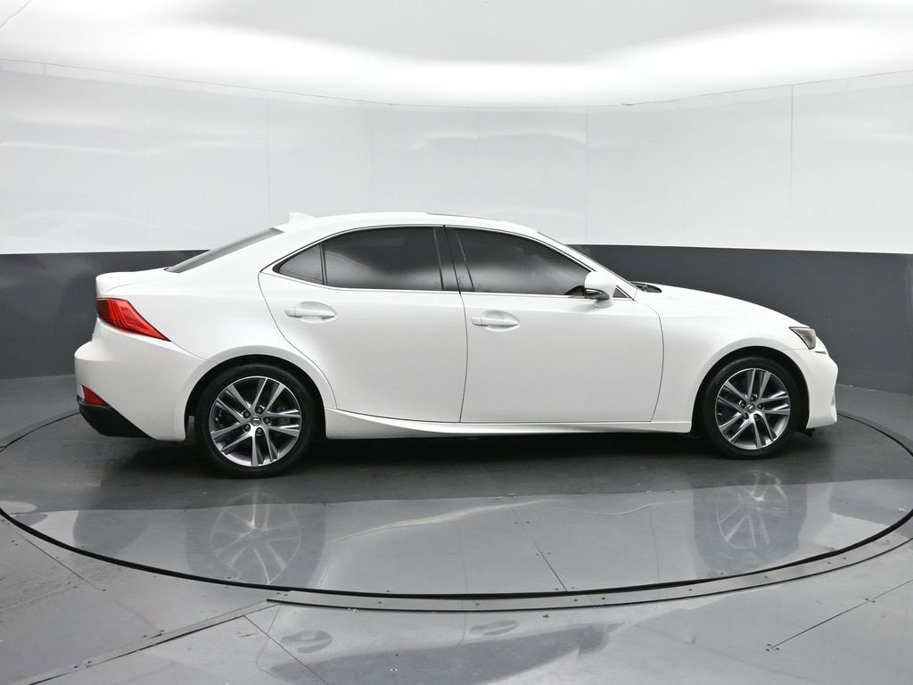 Used 2020 Lexus IS 300 image 8