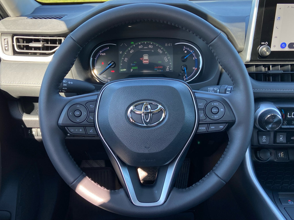 Used 2025 Toyota RAV4 XLE w/ Convenience Package AWD/4WD image 17