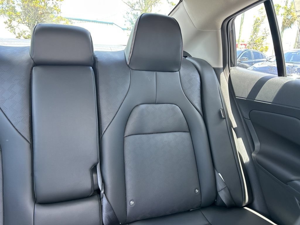 New 2026 Nissan Sentra SR w/ SR Premium Package FWD image 15