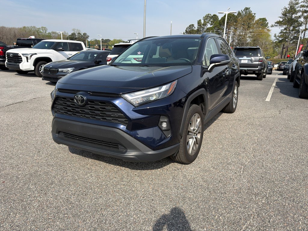 Used 2025 Toyota Camry LE image 35