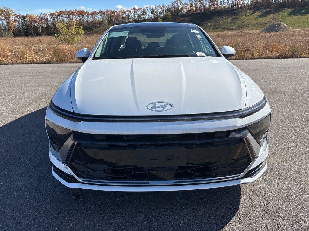 New 2025 Hyundai Sonata SEL FWD image 7
