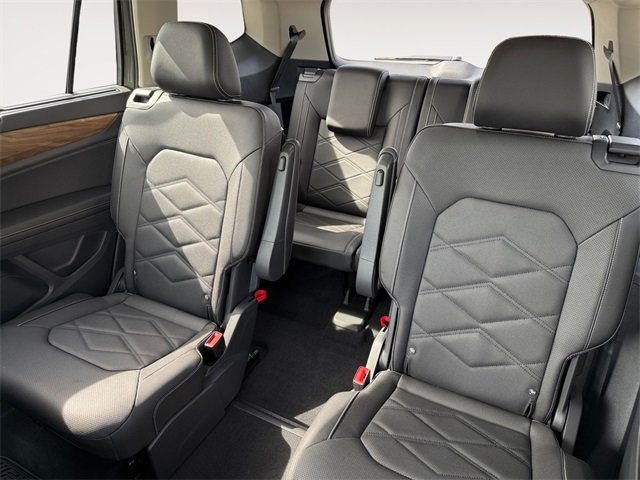 New 2025 Volkswagen Atlas SE image 13