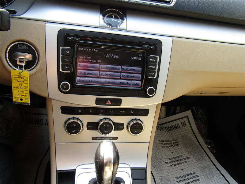 Used 2013 Volkswagen CC Sport image 21