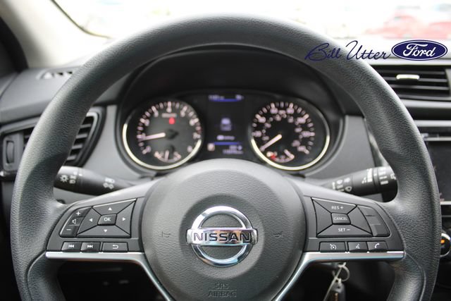 Used 2019 Nissan Rogue Sport S w/ Appearance Package FWD image 10