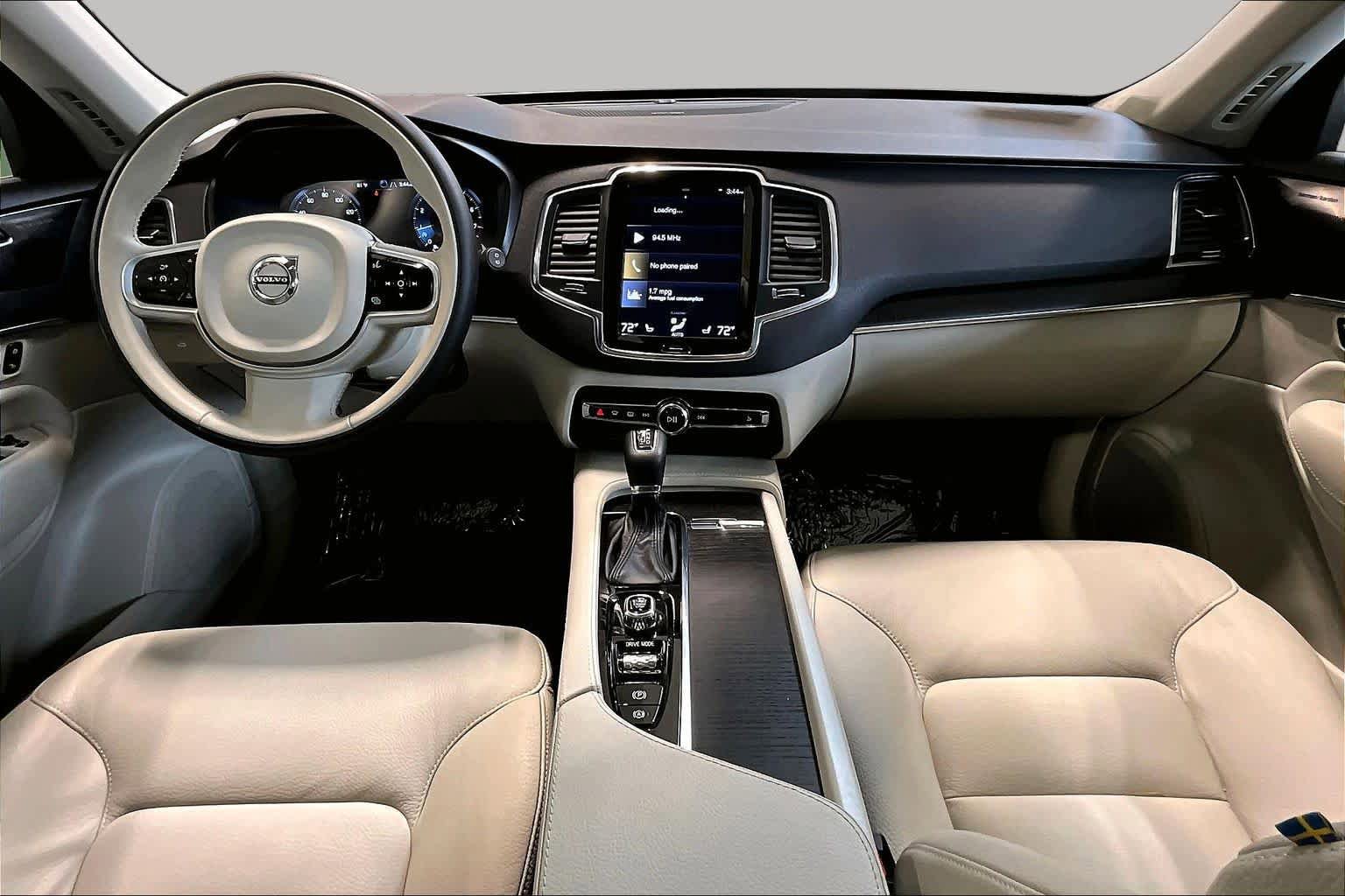 Used 2020 Volvo XC90 T6 Momentum w/ Protection Package AWD/4WD image 15