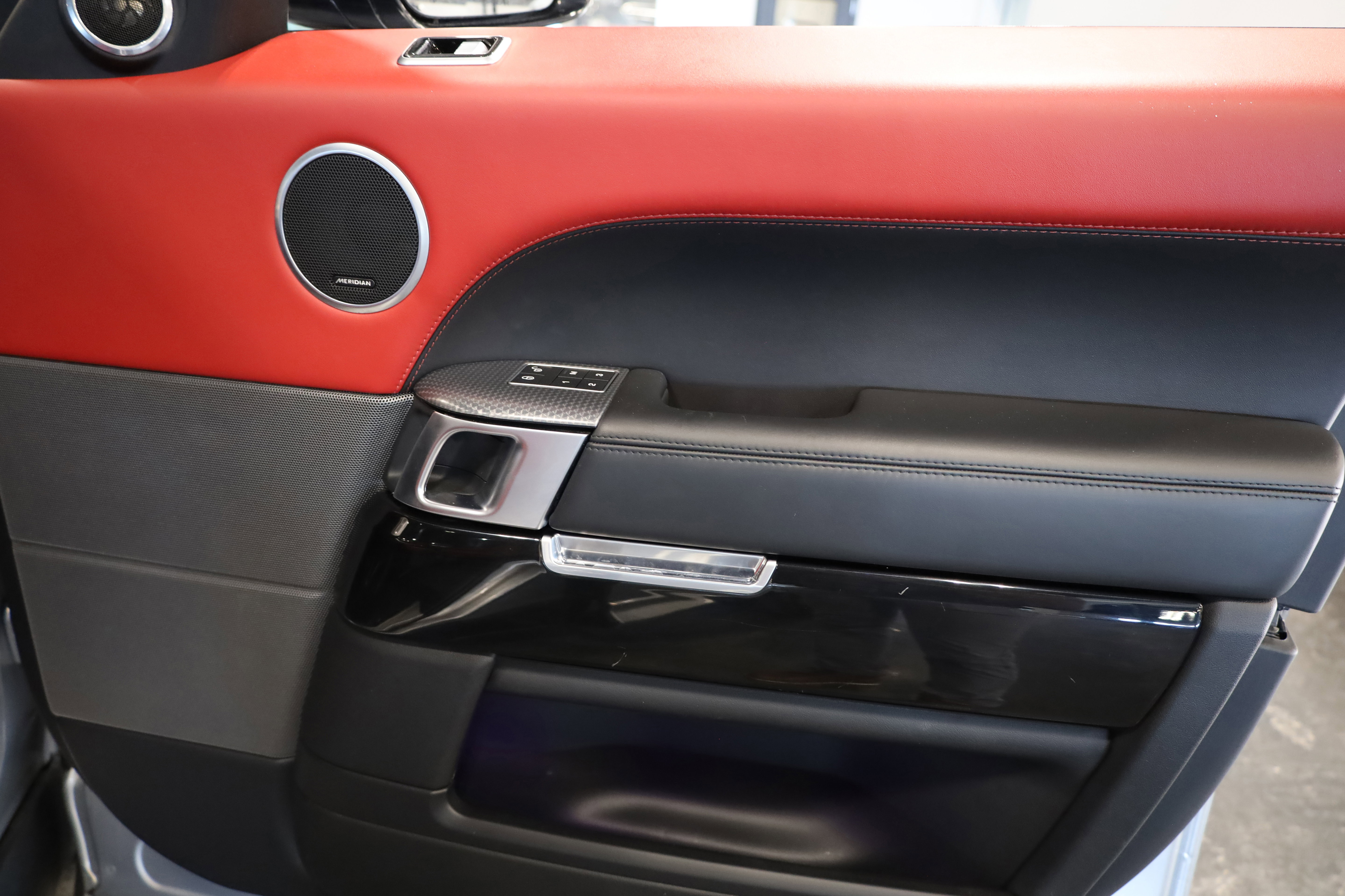 Used 2020 Land Rover Range Rover Sport HSE Dynamic image 41