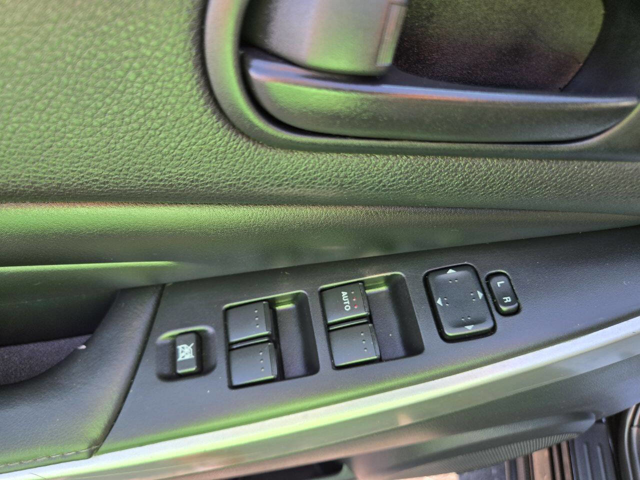 Used 2011 MAZDA CX-7 i Touring image 17