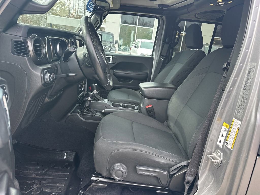 Used 2019 Jeep Wrangler Unlimited Sport image 12