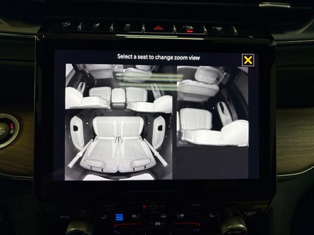 Used 2022 Jeep Grand Cherokee L Summit w/ Advanced Protech Group IV image 17