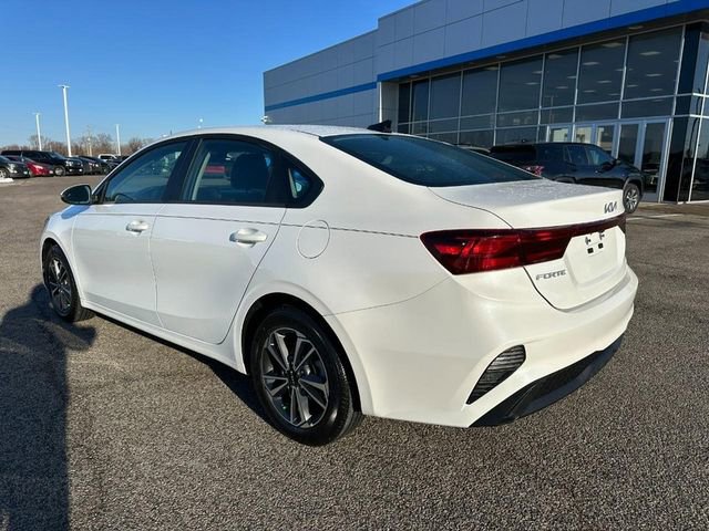 Used 2024 Kia Forte LXS w/ LXS Technology Package image 3
