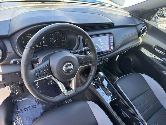 Used 2023 Nissan Kicks SR w/ SR Premium Package FWD image 15