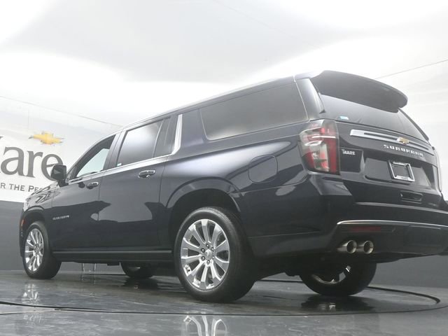 Used 2024 Chevrolet Suburban Premier w/ Premium Package 2 image 5