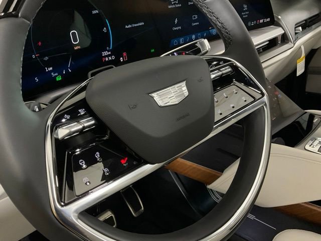 New 2026 Cadillac Vistiq Luxury w/ LPO, Floor Liner Package image 19