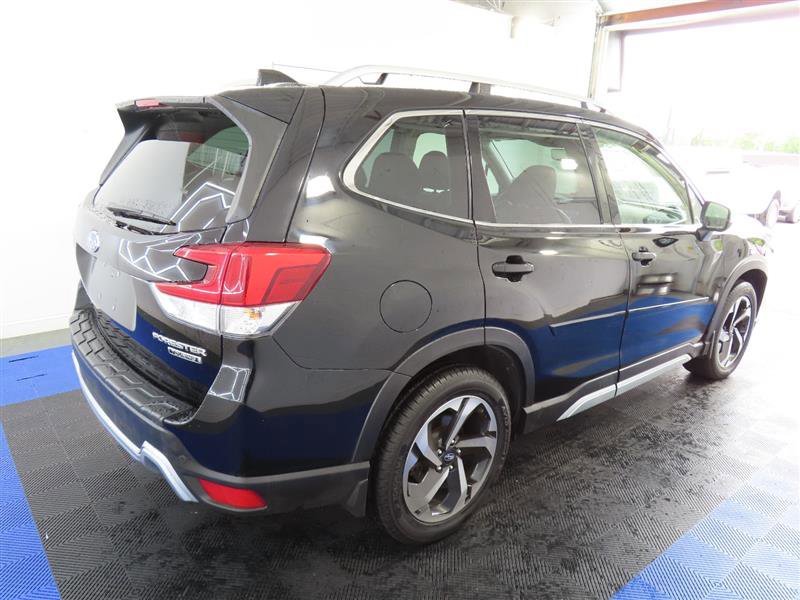 Used 2022 Subaru Forester Touring image 15