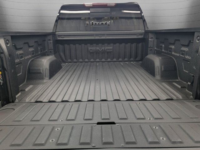 Used 2026 GMC Sierra 1500 SLT w/ SLT Premium Package AWD/4WD image 32
