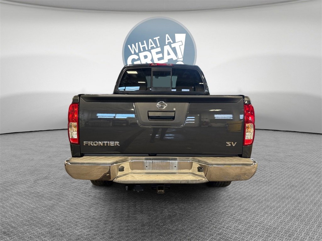 Used 2015 Nissan Frontier SV image 5