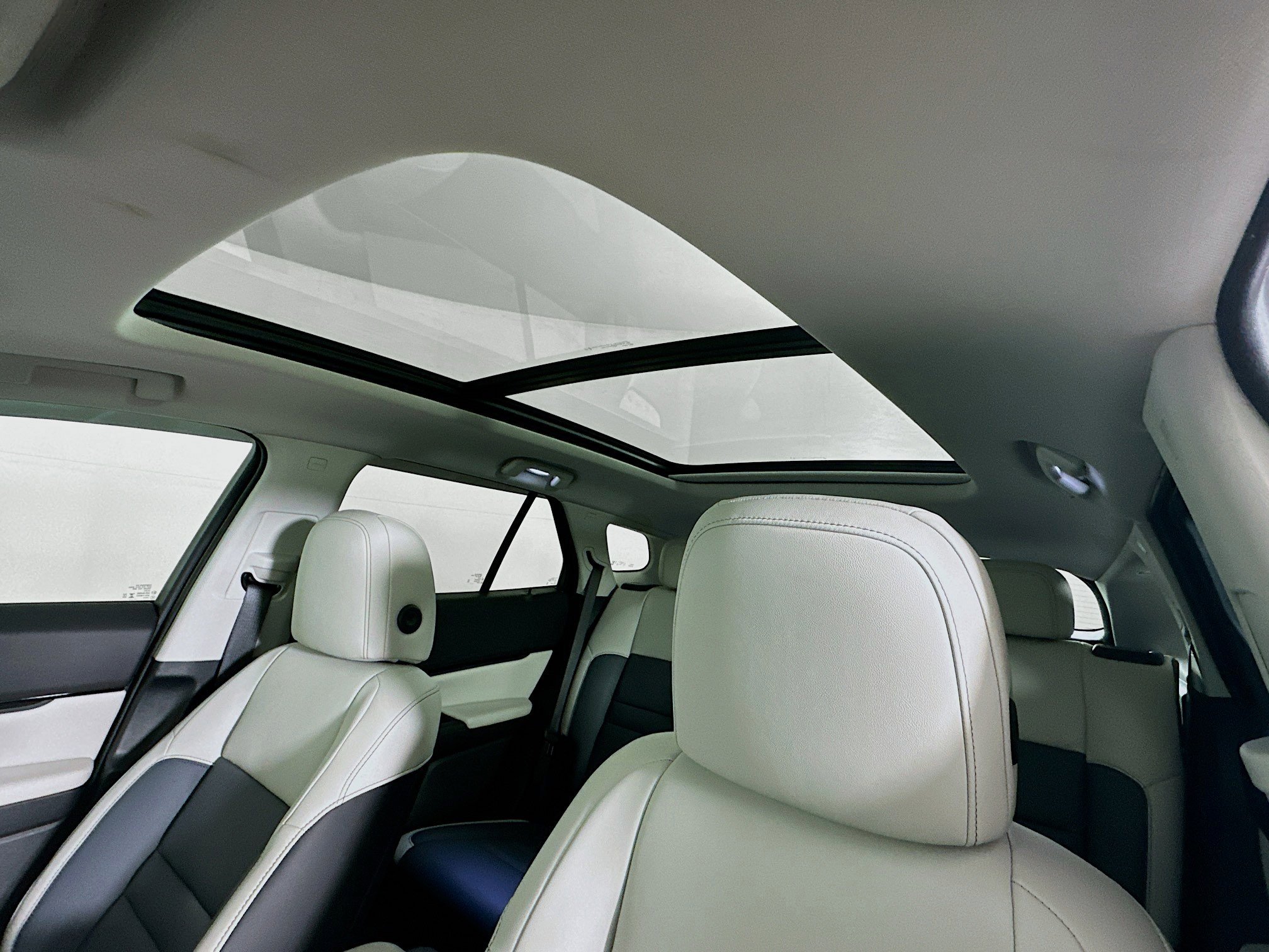 Used 2025 Honda Prologue Touring image 24