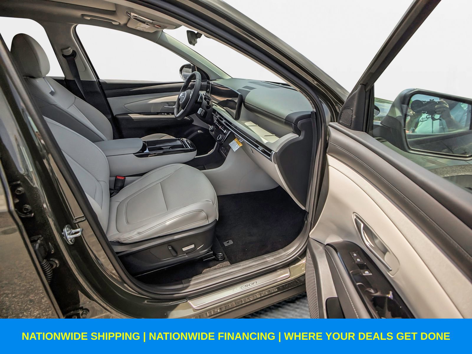 New 2025 Hyundai Tucson Limited image 18