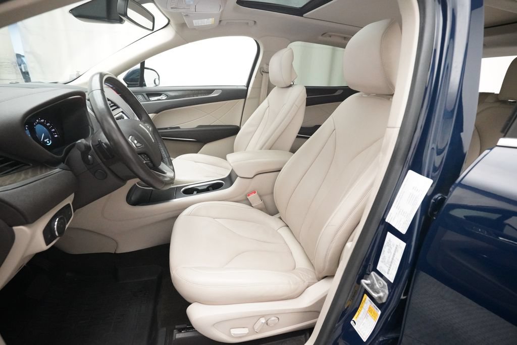 Used 2019 Lincoln MKC Reserve w/ Canadian Touring Package AWD/4WD image 7