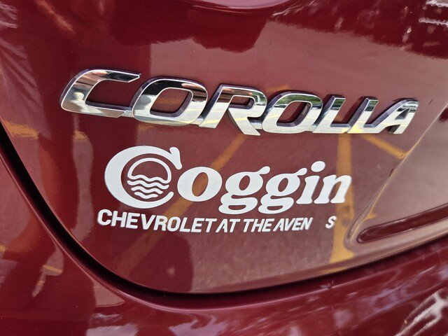 Used 2025 Toyota Corolla LE FWD image 29