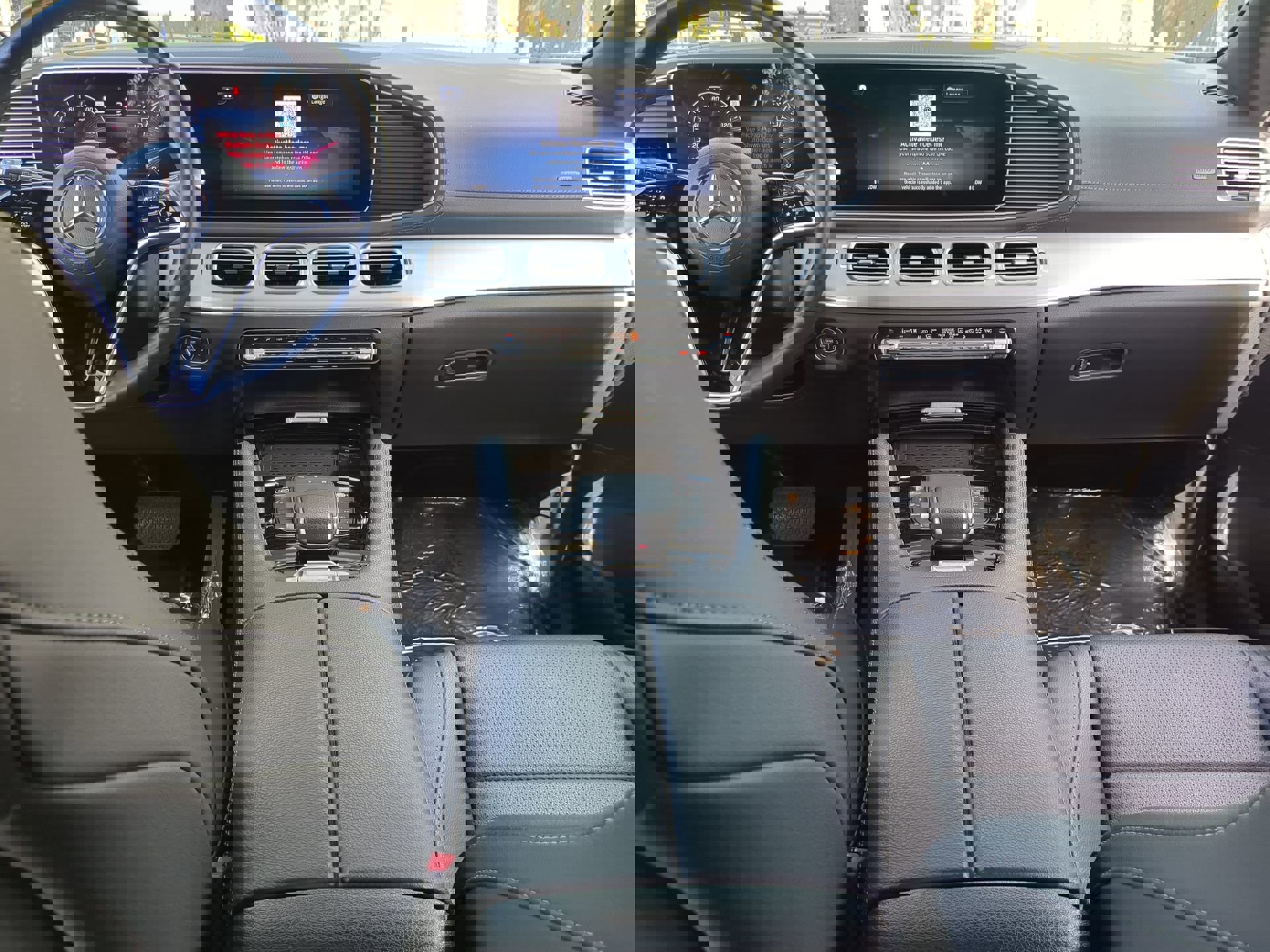 Used 2024 Mercedes-Benz GLS 450 4MATIC image 16