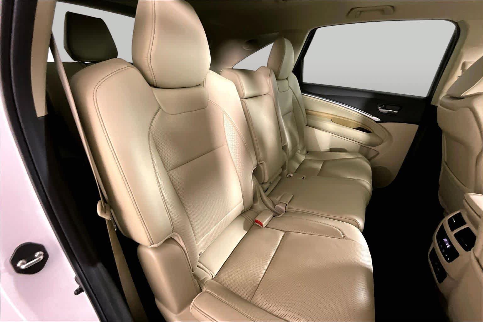 Used 2020 Acura MDX w/ Technology Package FWD image 19
