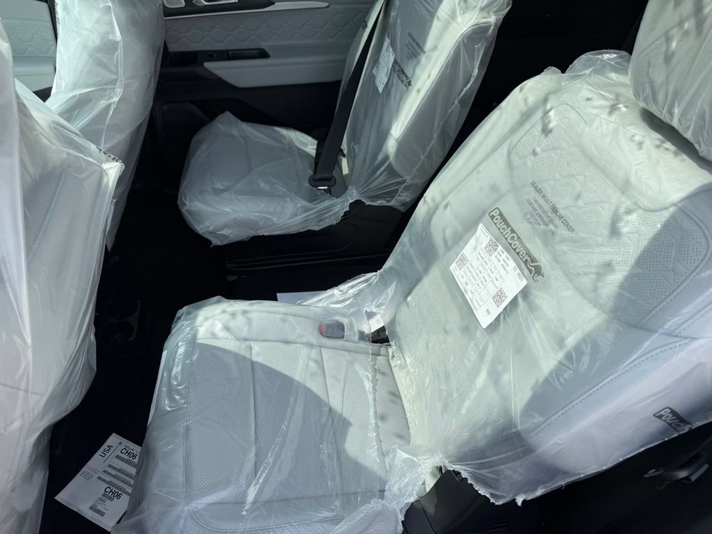 New 2026 Ford Explorer Platinum AWD/4WD image 33