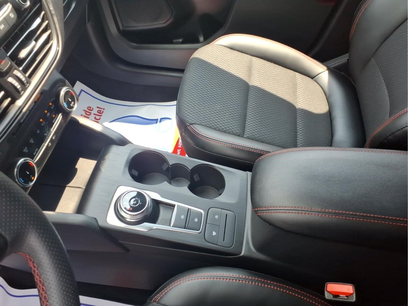 Used 2026 Ford Escape ST-Line AWD/4WD image 14