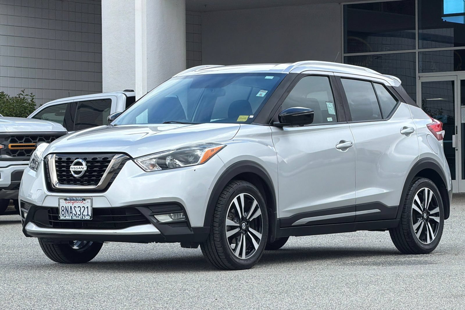 Used 2019 Nissan Kicks SR FWD image 8