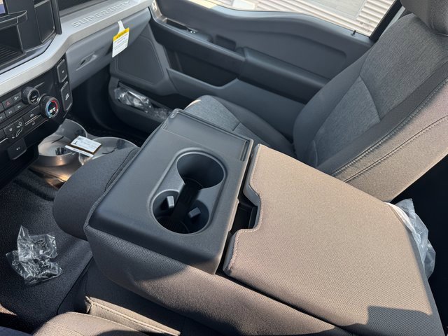 New 2025 Ford F250 XLT image 22
