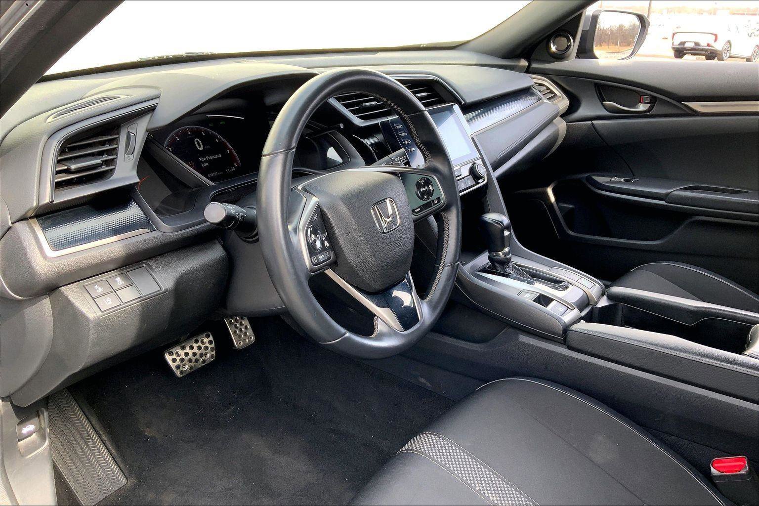 Used 2021 Honda Civic Sport image 12