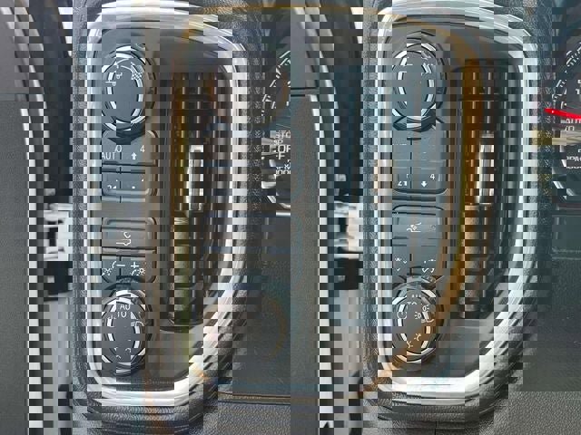 Used 2019 Chevrolet Silverado 1500 LT w/ All-Star Edition image 32