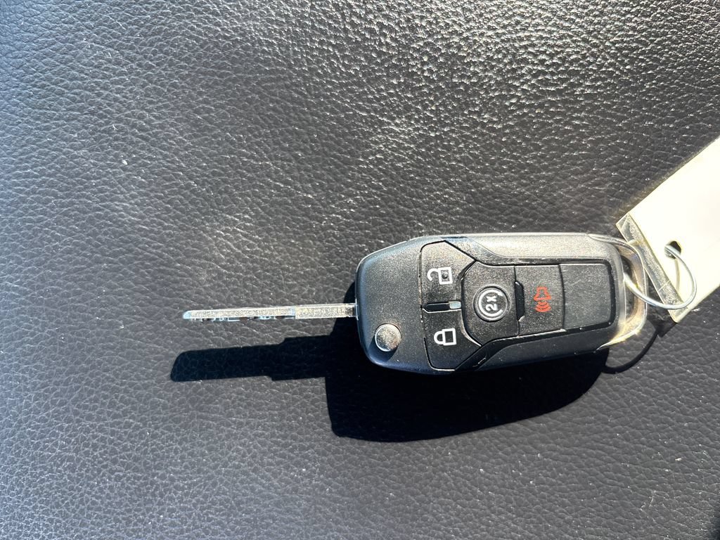 Used 2018 Ford F150 XLT w/ Equipment Group 302A Luxury AWD/4WD image 25