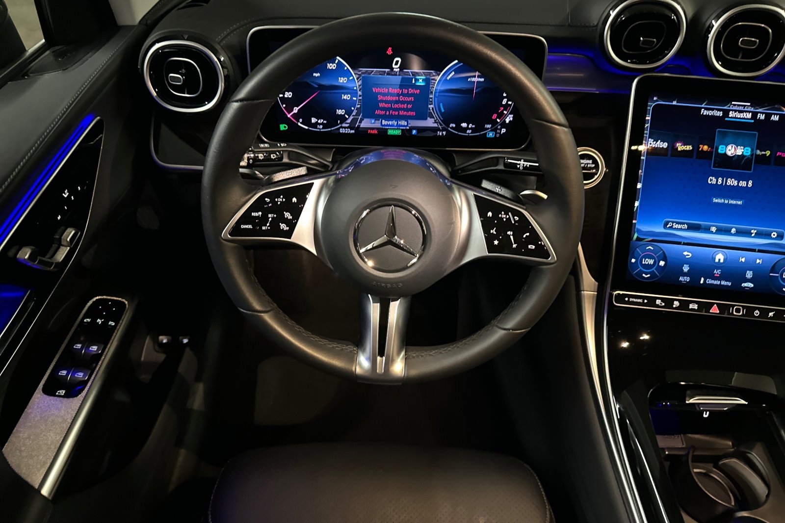 Used 2025 Mercedes-Benz GLC 350e 4MATIC image 13