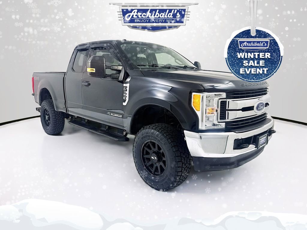 Used 2017 Ford F350 XLT w/ Camper Package