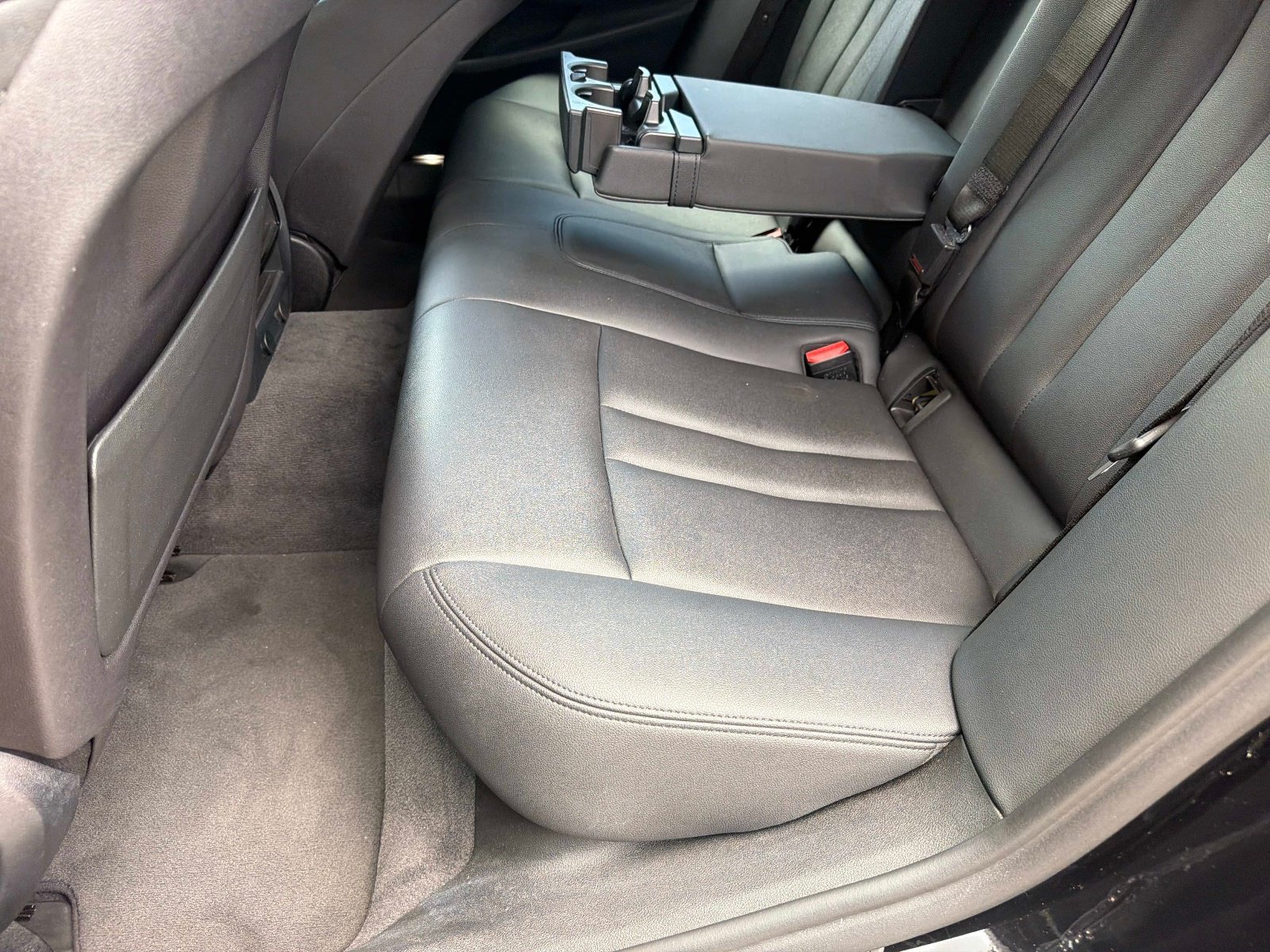 Used 2018 BMW 530e xDrive AWD/4WD image 13
