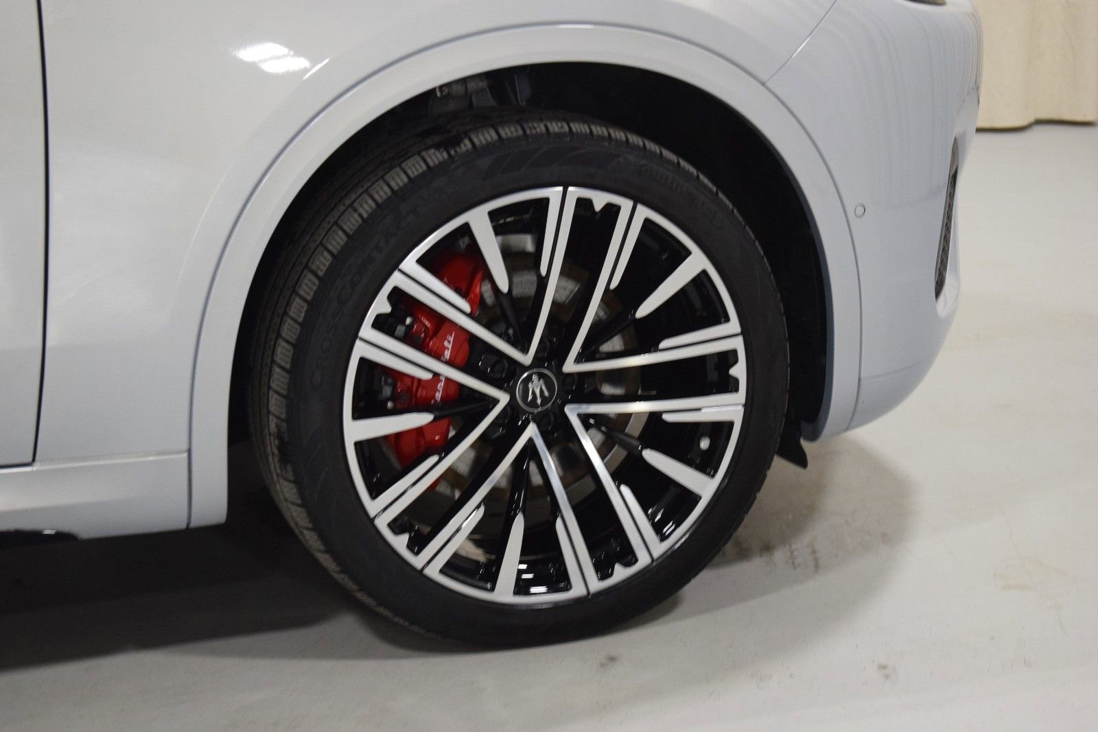 Certified 2024 Maserati Grecale Modena image 16